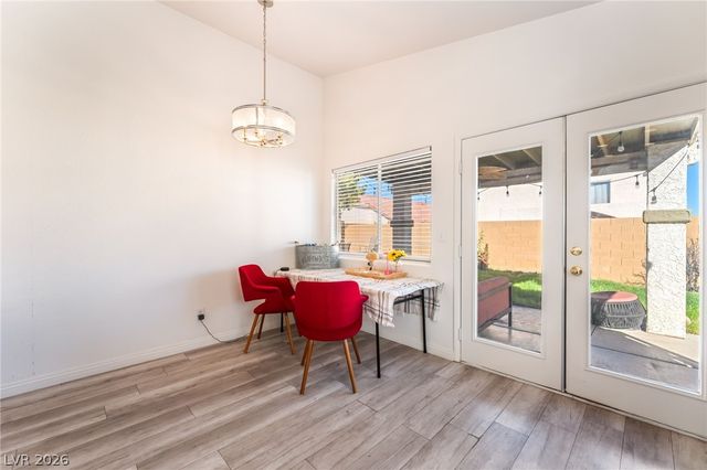 7320 Silver Ridge Drive, Las Vegas, NV 89128