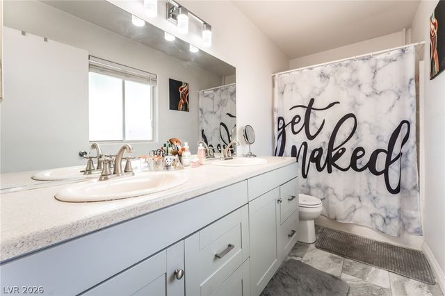 7320 Silver Ridge Drive, Las Vegas, NV 89128