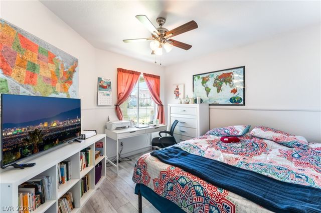 7320 Silver Ridge Drive, Las Vegas, NV 89128