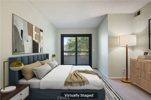 460 Oak Street 215, Glendale, CA 91204