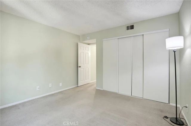 460 Oak Street 215, Glendale, CA 91204