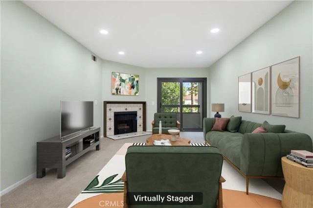460 Oak Street 215, Glendale, CA 91204