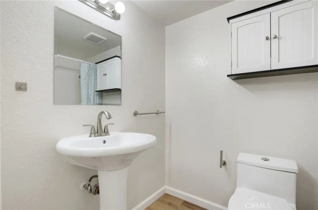 460 Oak Street 215, Glendale, CA 91204