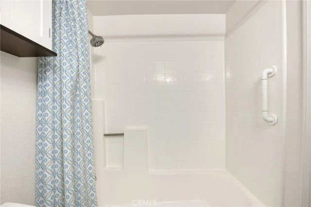 460 Oak Street 215, Glendale, CA 91204