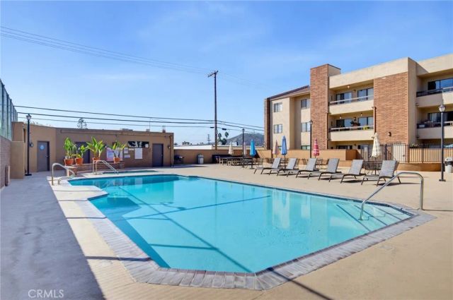 460 Oak Street 215, Glendale, CA 91204