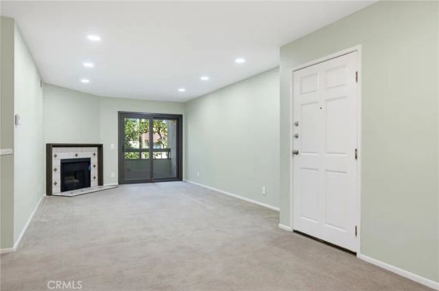 460 Oak Street 215, Glendale, CA 91204