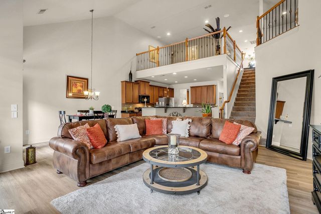 28 Dillworth Court, Simpsonville, SC 29681