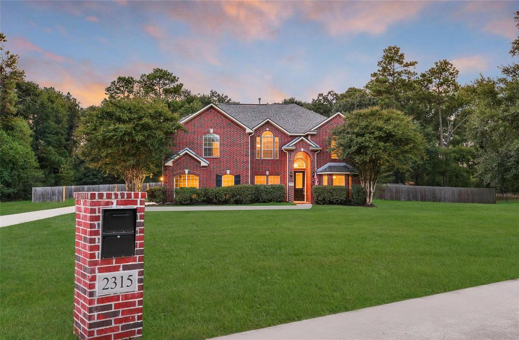 2315 Legends Gate Drive, Spring, TX 77386