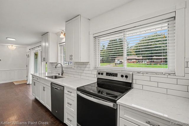 6588 Snow Apple Drive, Clarkston, MI 48346