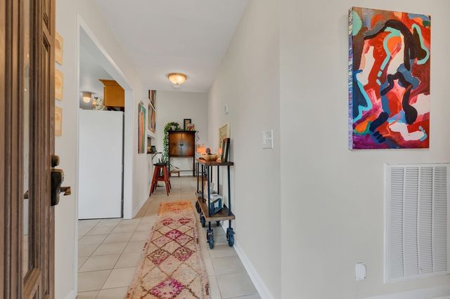 210 Raintree Dr, Hermitage, TN 37076