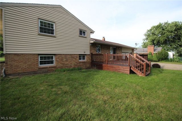 4780 Echovalley Street NW, North Canton, OH 44720