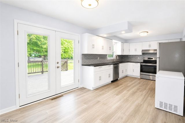 4780 Echovalley Street NW, North Canton, OH 44720