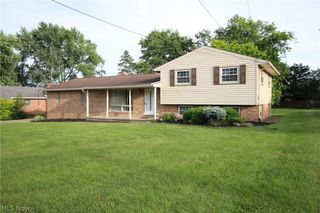 4780 Echovalley Street NW, North Canton, OH 44720