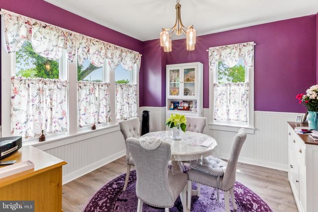 200 READING AVE, Barrington, NJ 08007