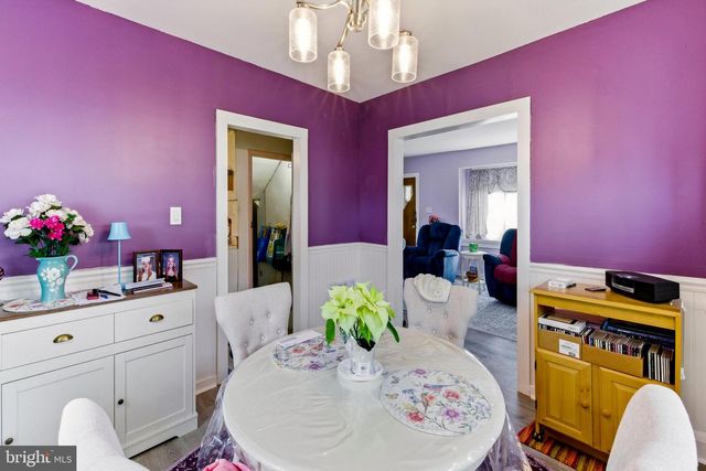 200 READING AVE, Barrington, NJ 08007