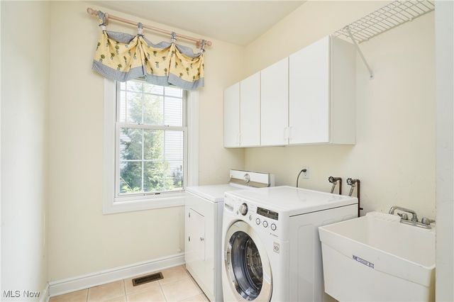 4417 Wyndham Way, Copley, OH 44321