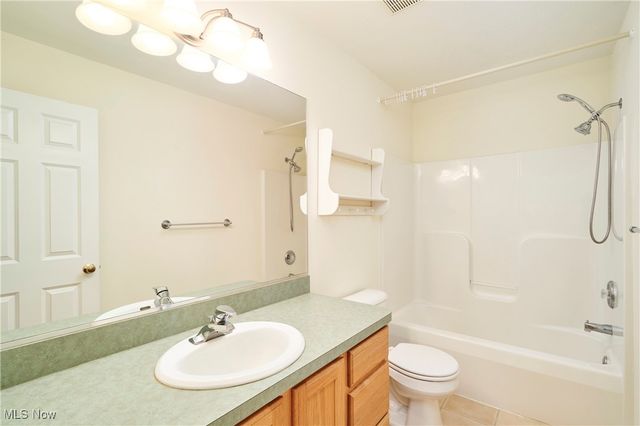 4417 Wyndham Way, Copley, OH 44321