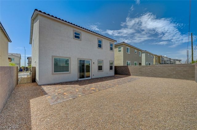 324 Lupton Avenue, North Las Vegas, NV 89031