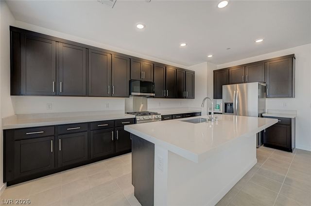 324 Lupton Avenue, North Las Vegas, NV 89031