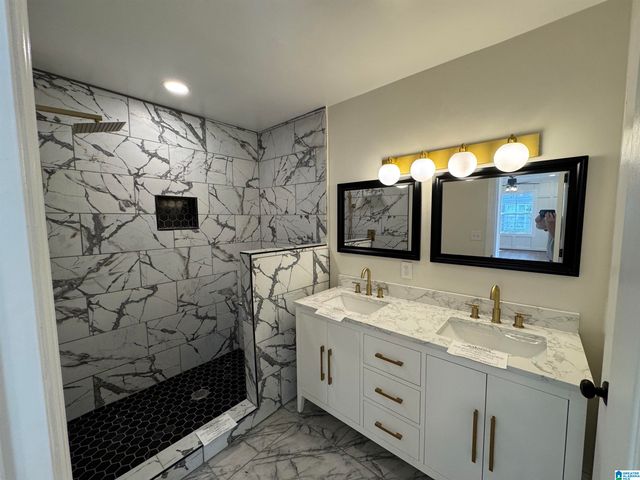 1807 MAYFAIR DRIVE, Homewood, AL 35209