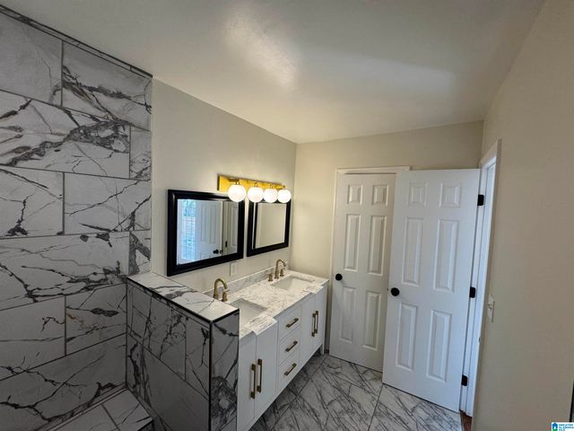 1807 MAYFAIR DRIVE, Homewood, AL 35209