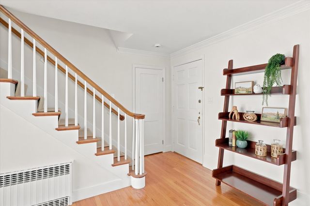 21 Woodbridge Rd, North Andover, MA 01845
