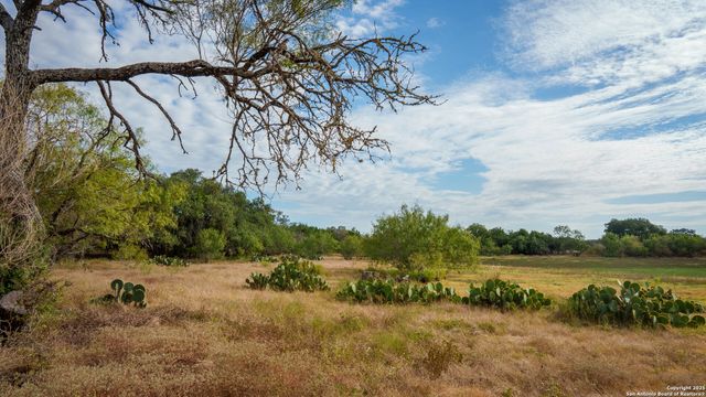 28084 Delafield, New Braunfels, TX 78132