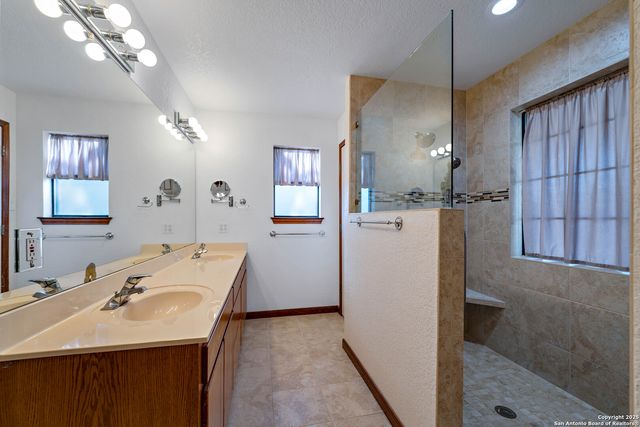 28084 Delafield, New Braunfels, TX 78132
