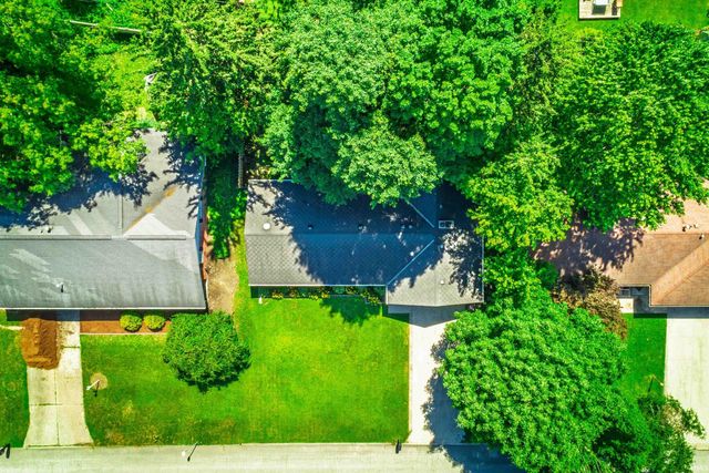 1505 N Briar Road, Muncie, IN 47304