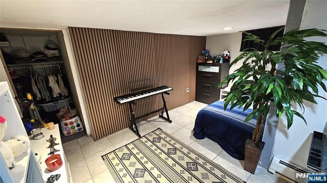 213-215 Vernon Avenue, Paterson, NJ 07503