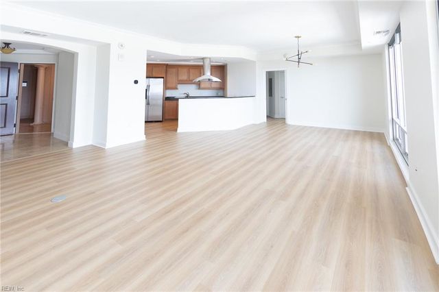 4545 Commerce St Unit 2505, Virginia Beach, VA 23462