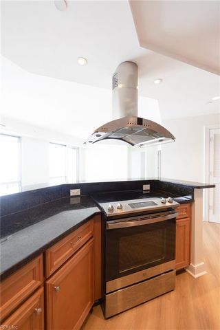 4545 Commerce St Unit 2505, Virginia Beach, VA 23462