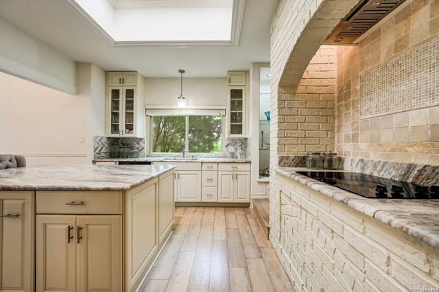 11827 MILL ROCK RD, San Antonio, TX 78230