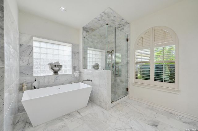 11827 MILL ROCK RD, San Antonio, TX 78230