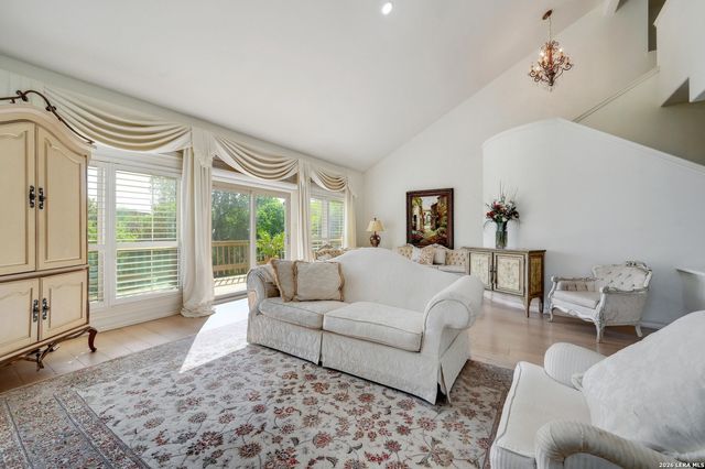 11827 MILL ROCK RD, San Antonio, TX 78230