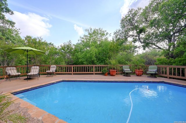 11827 MILL ROCK RD, San Antonio, TX 78230