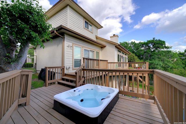 11827 MILL ROCK RD, San Antonio, TX 78230