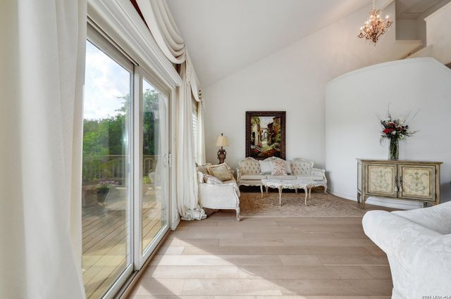 11827 MILL ROCK RD, San Antonio, TX 78230