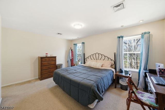 1142 Oakcroft Ln, Franklin Twp., NJ 08873