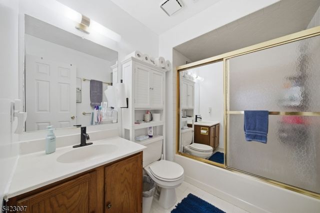 1142 Oakcroft Ln, Franklin Twp., NJ 08873