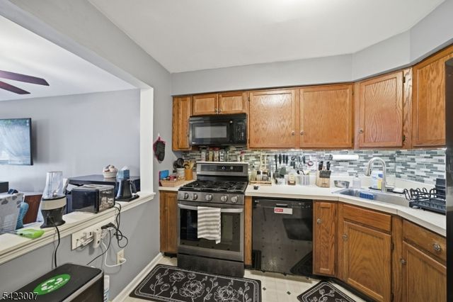 1142 Oakcroft Ln, Franklin Twp., NJ 08873