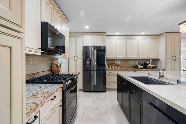 3817 Muirwood Drive, Pleasanton, CA 94588