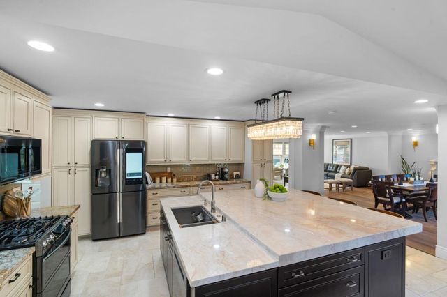 3817 Muirwood Drive, Pleasanton, CA 94588