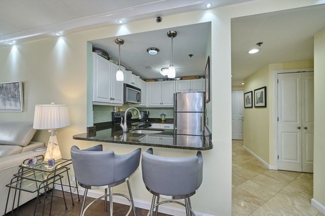 10 Museum Way 326, Cambridge, MA 02141