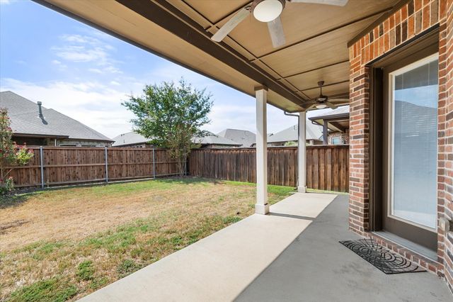 1108 Ivy Charm Way, Arlington, TX 76005