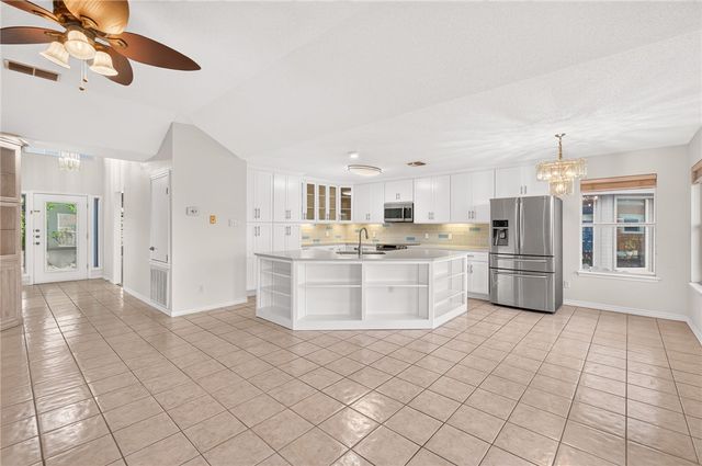 15306 KEY LARGO Ct, Corpus Christi, TX 78418
