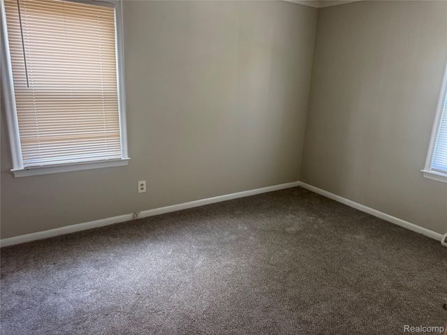 17266 Cicotte Avenue, Allen Park, MI 48101