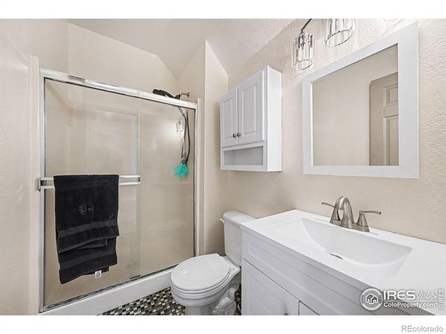 917 52nd Avenue, Greeley, CO 80634