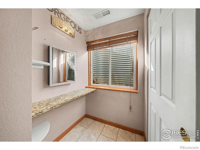 917 52nd Avenue, Greeley, CO 80634