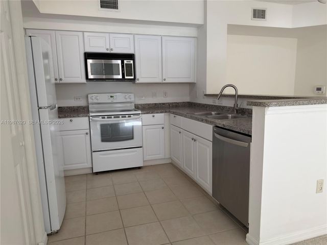 2351 W Preserve Way 104, Miramar, FL 33025